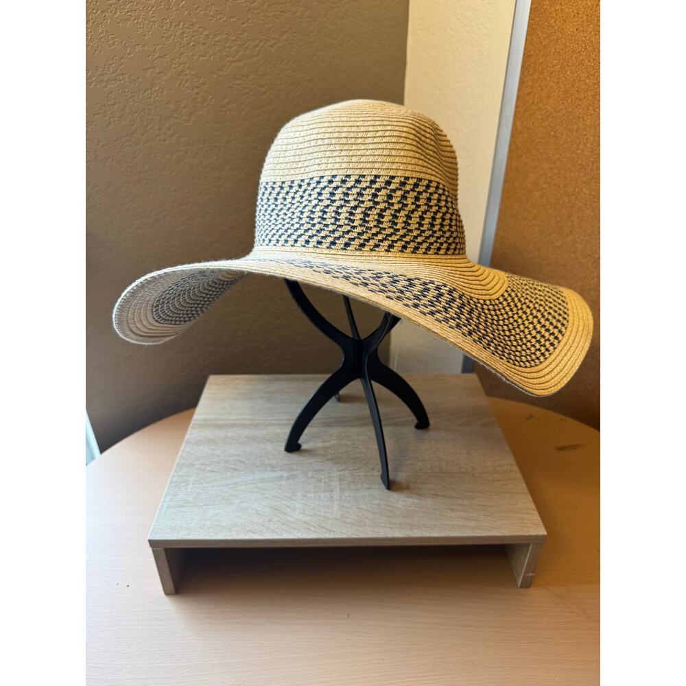 Time and Tru Straw Sunhat with Navy Checkered Band - 5" Brim